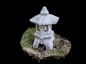 A stone lantern rendered with Gaussian splatting by Klartraum, turning once around its axis